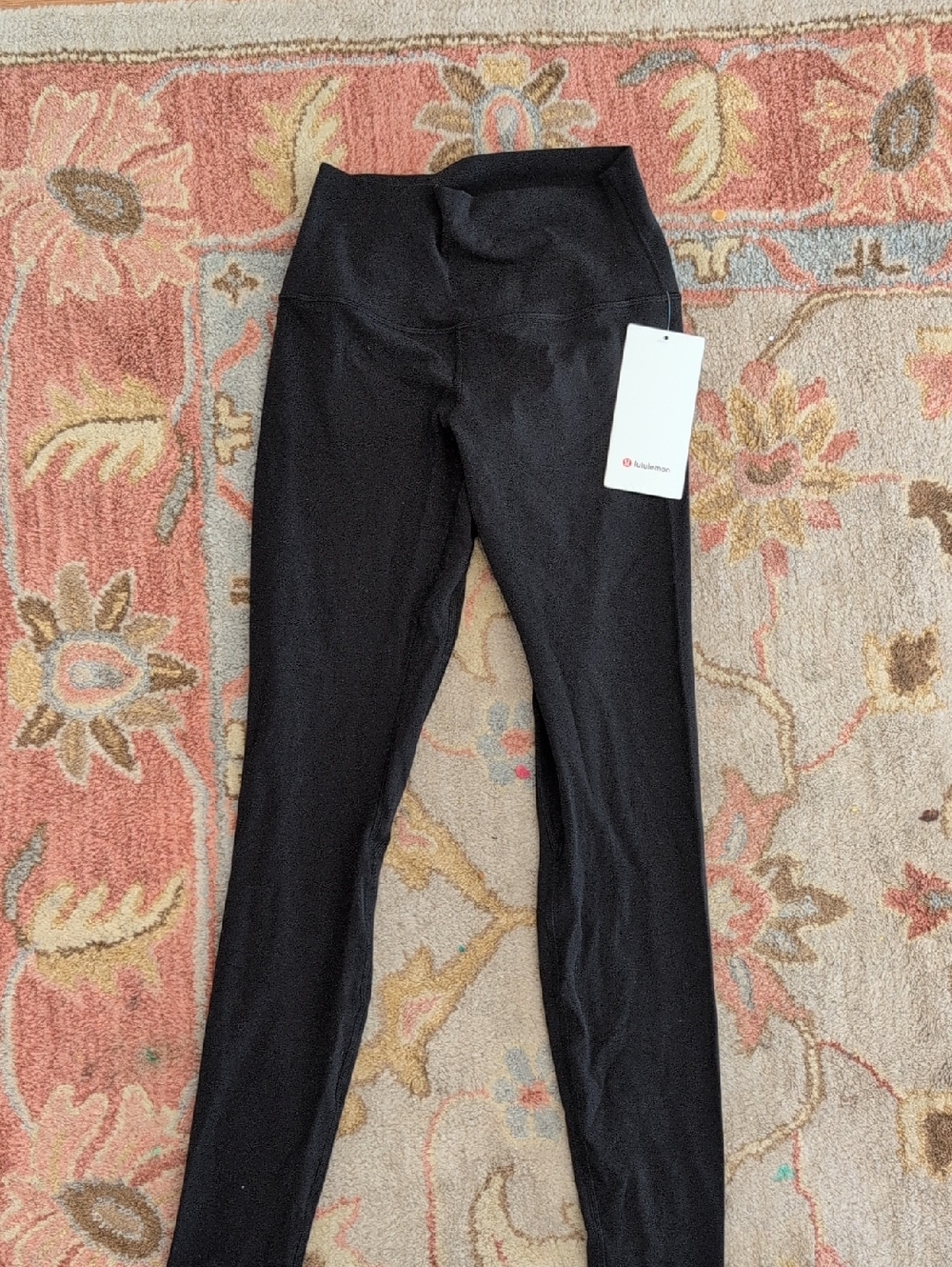 NWT Lululemon Black Align 28"